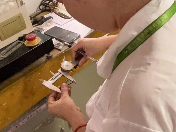 如何进行弹簧品质的测试和检验？